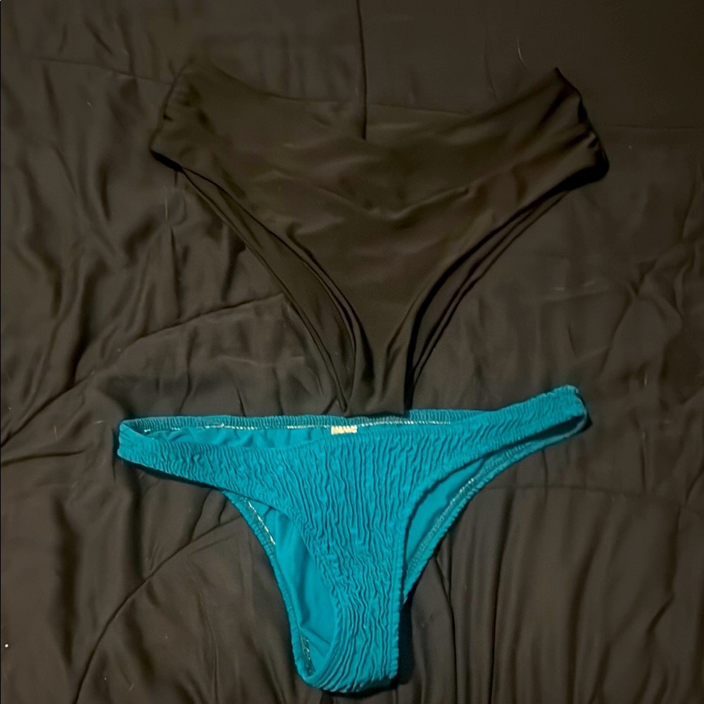 🌊✨ 2-for-1 Bikini Bottoms Bundle – Size Large Fit | $12 ✨🌊